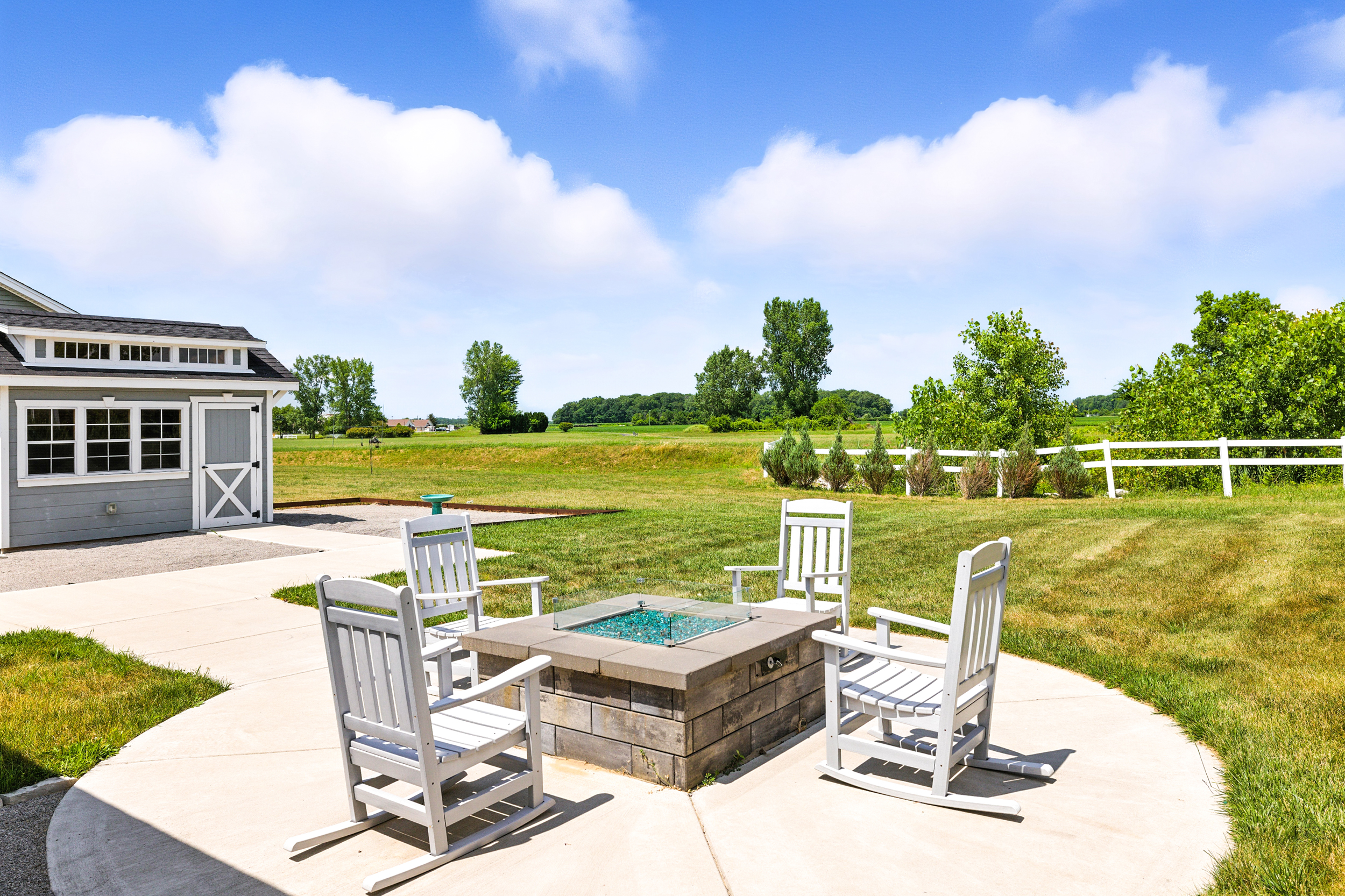 Chairs around a firepit