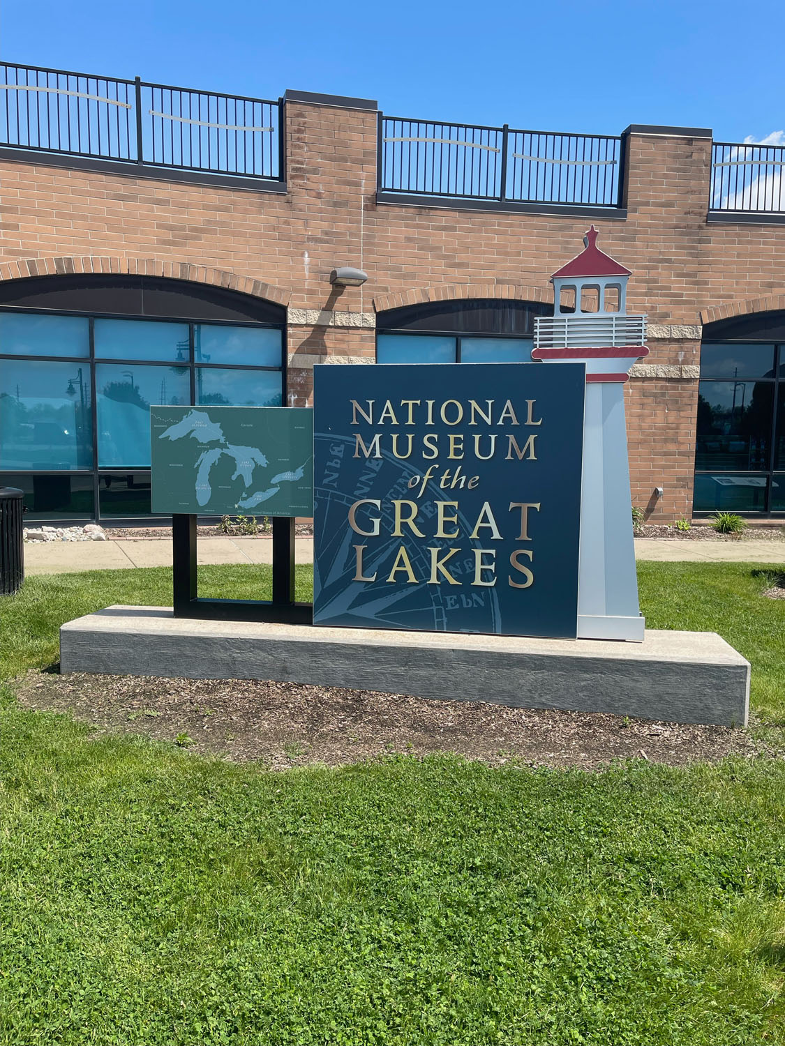 National Museum of the Great Lakes sign in front of a building
